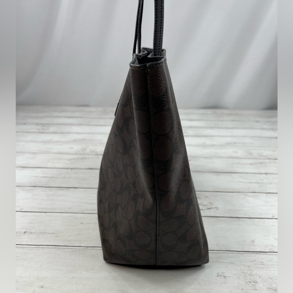 Coach Large Brown Signature Leather Tote Bag [E1966] - Picture 6 of 13